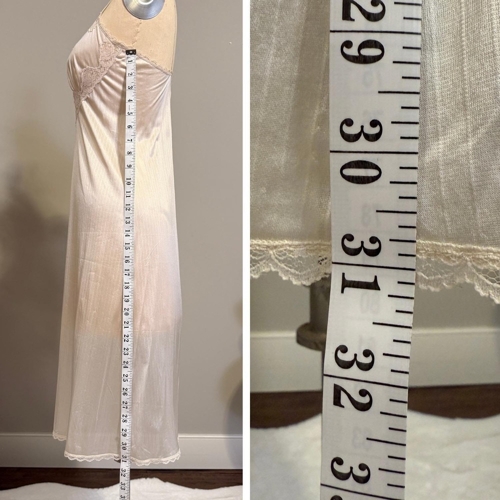 Elizabeth Gordon Vintage Nightgown Slip Ivory Nylon Lace Small Minimal - Picture 14 of 15